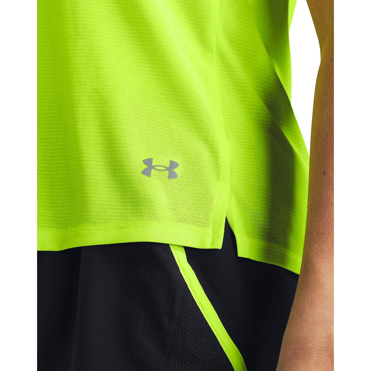 LAUNCH SHORTSLEEVE