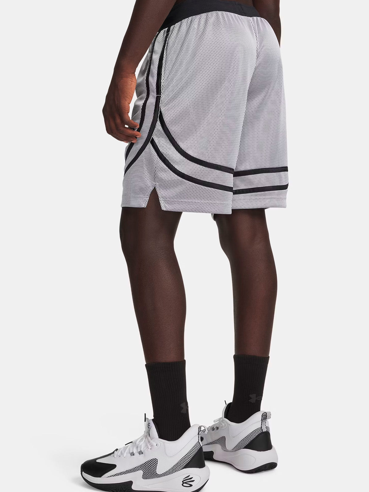 Curry Sig Short