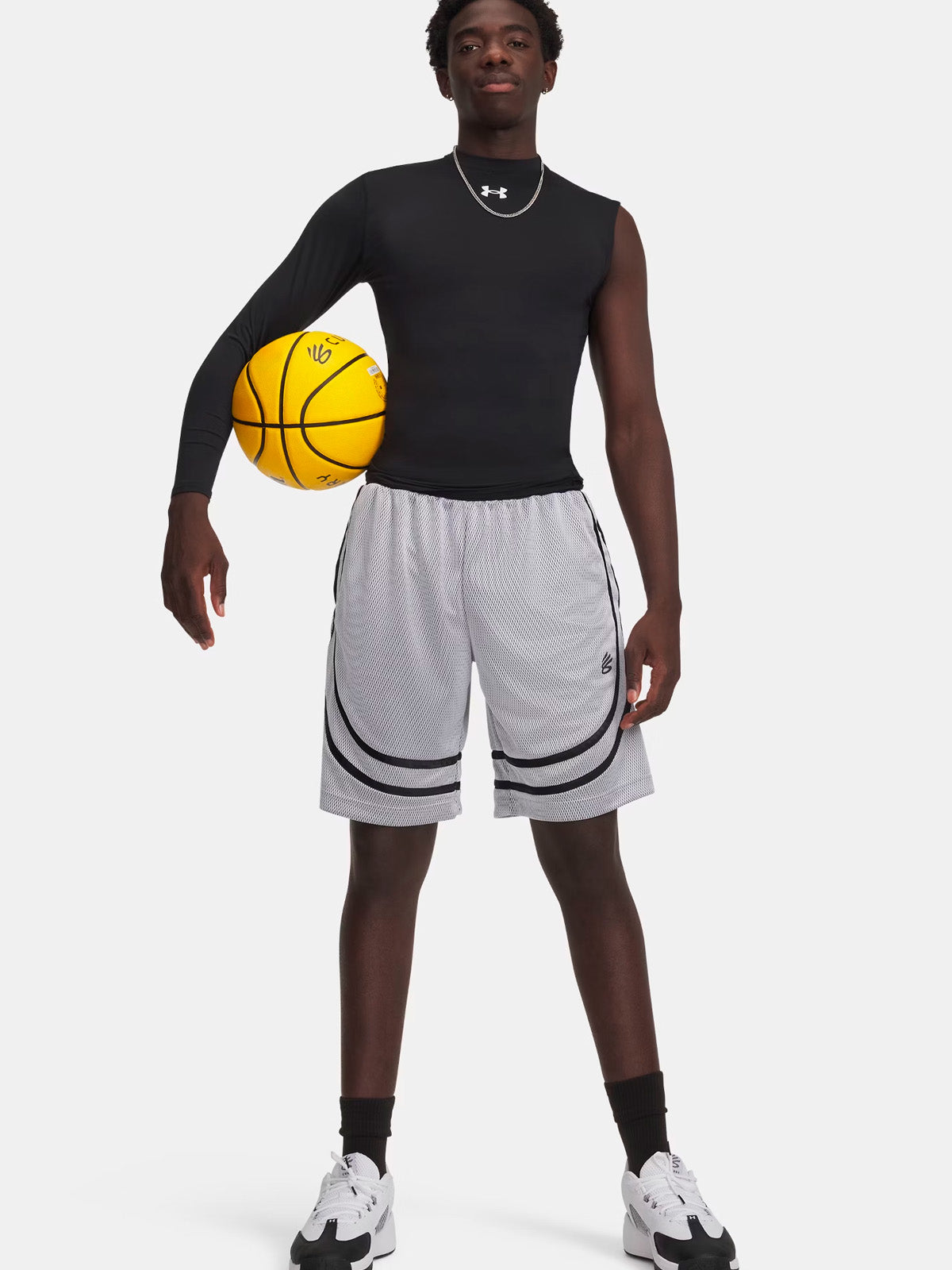 Curry Sig Short