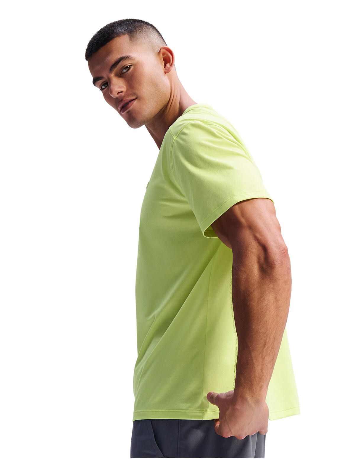 THE BOUNCY TEE