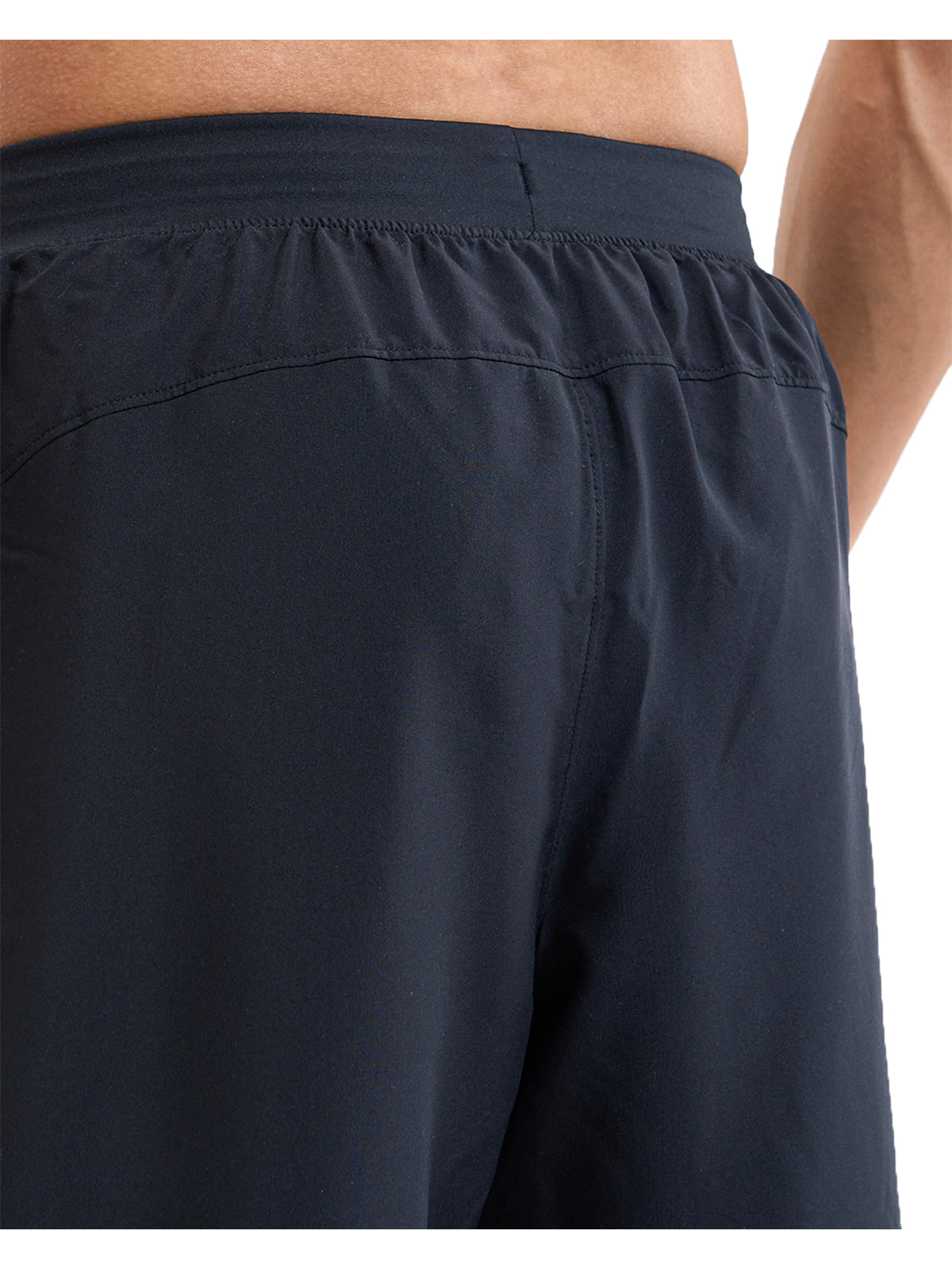 UA LAUNCH 7 SHORTS