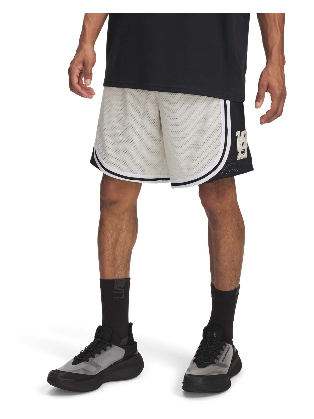 UA M COUIDE COURT