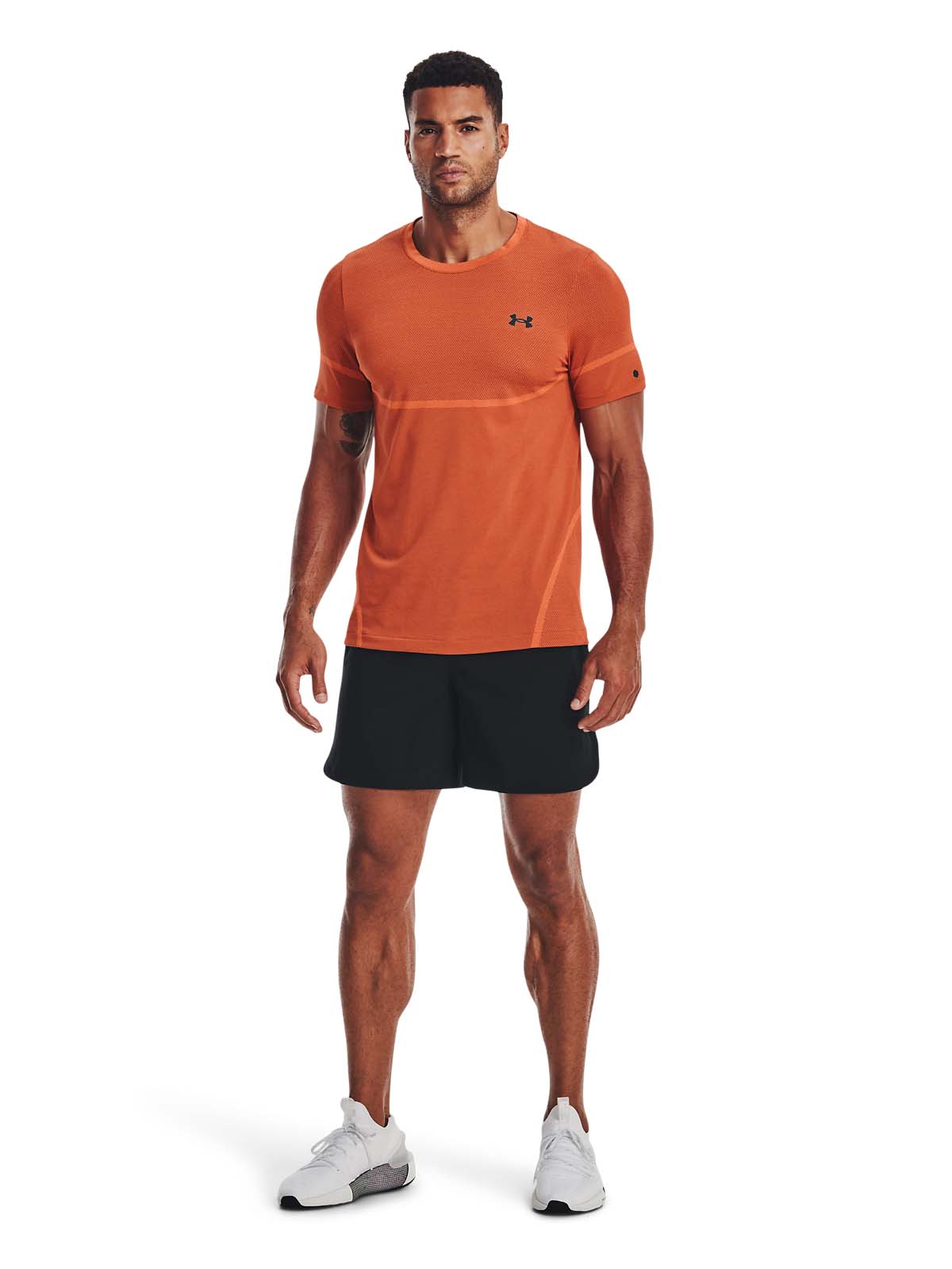 UA PEAK WOVEN SHORTS
